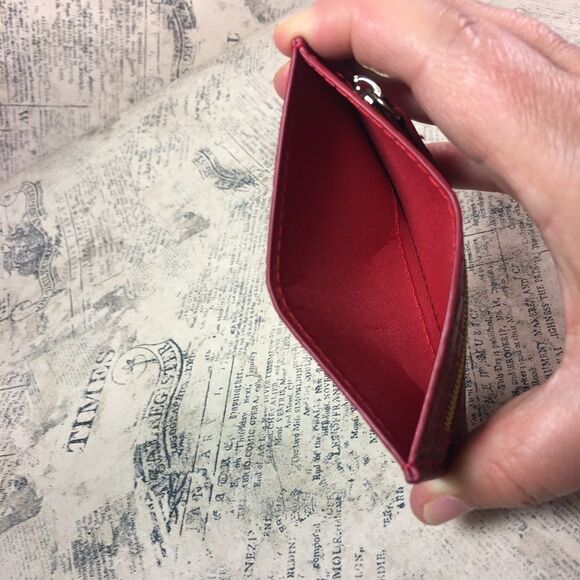 B-LOW THE BELT Card holder Burgundy - Picture 6 of 6